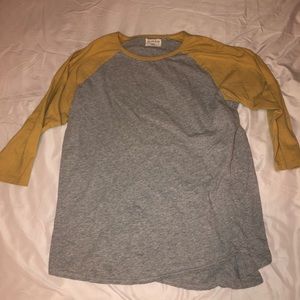 Men’s PacSun tee (L)
